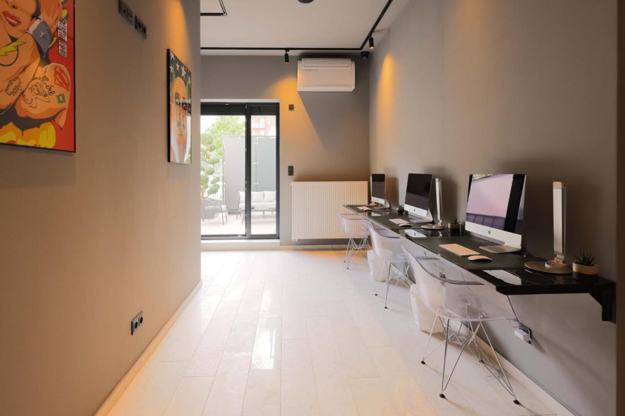 The Penthouse At Eco Smart Apartments Núremberg Exterior foto
