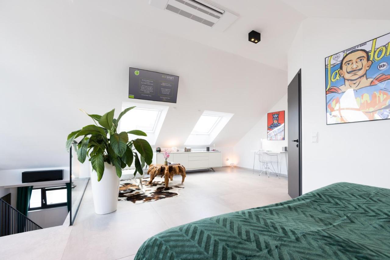 The Penthouse At Eco Smart Apartments Núremberg Exterior foto